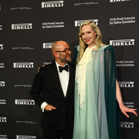 Gwendoline Christie a Sølve Sundsbø.