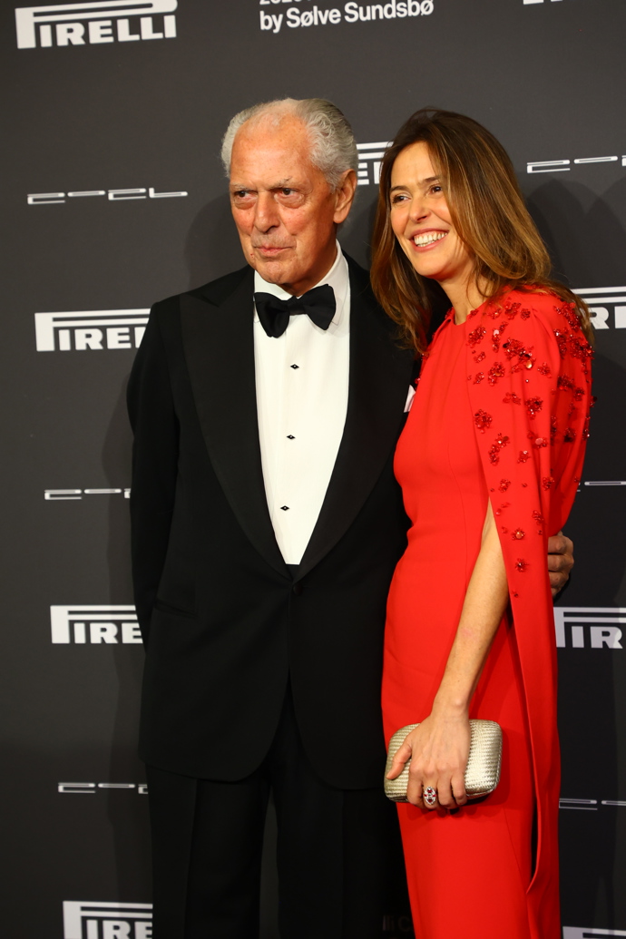 FOTO: Představení nového kalendáře Pirelli přilákalo množství známých tváří. – stránka 33