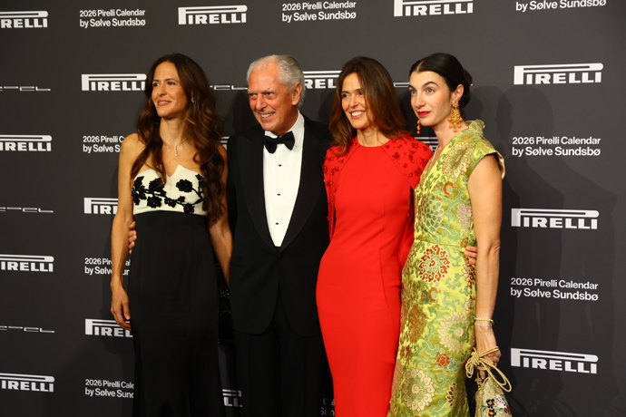 FOTO: Představení nového kalendáře Pirelli přilákalo množství známých tváří. – stránka 32