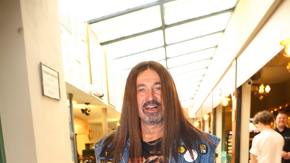 FOTO: Martin Dejdar na křest dorazil jako Ozzák.