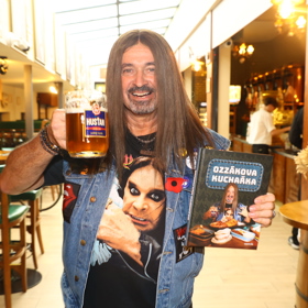 Martin Dejdar jako Ozzák sklidil silnou kritiku.