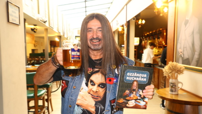 FOTO: Martin Dejdar pokřtil Ozzákovu kuchařku.