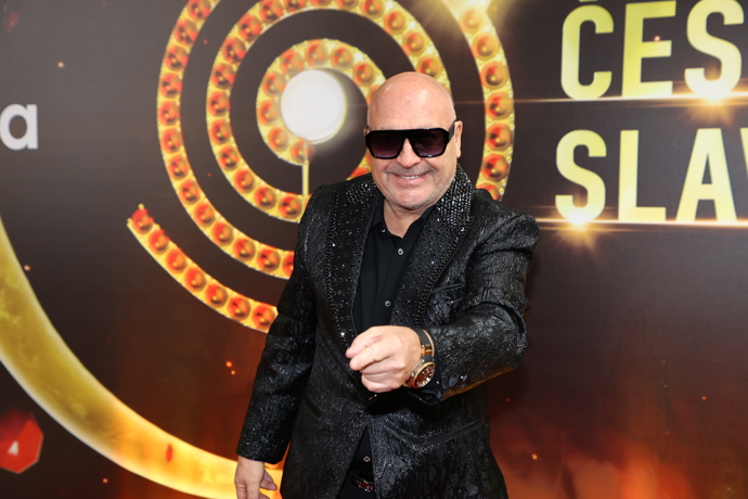 FOTO: Michal David si nenechal Slavíky ujít. – stránka 5