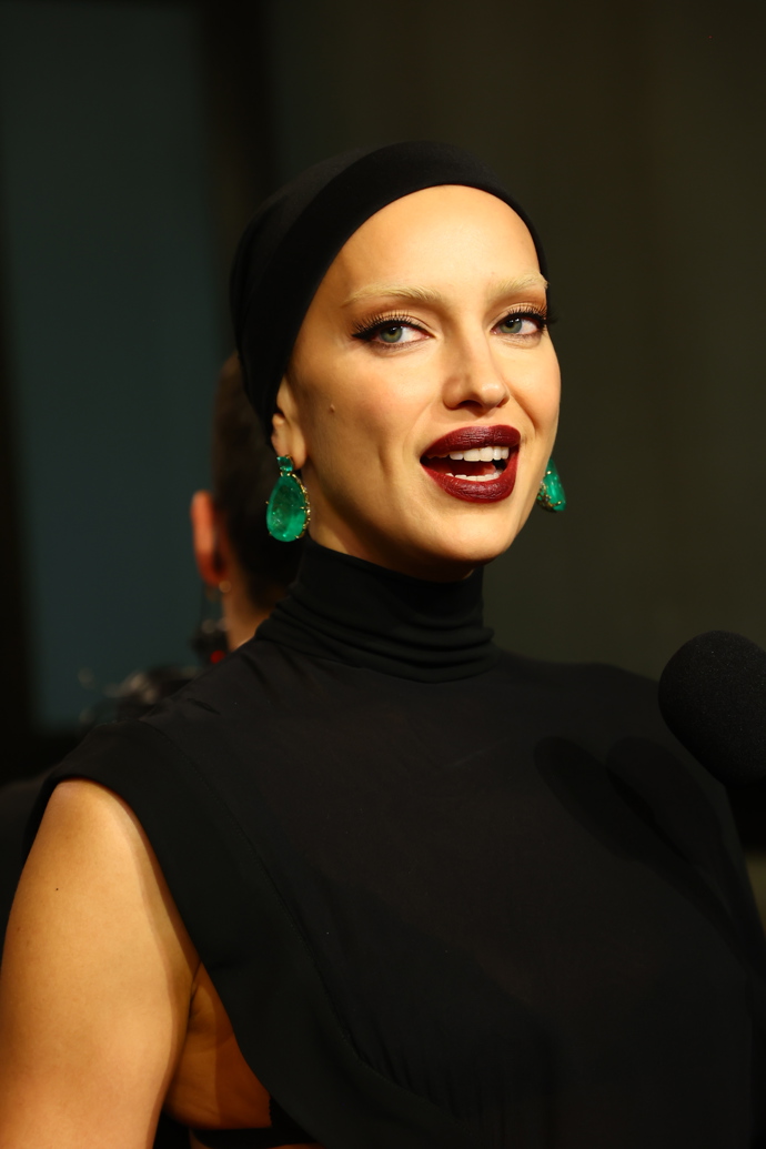 FOTO: Svůdná Irina Shayk na odhalení nového kalendáře Pirelli. – stránka 14