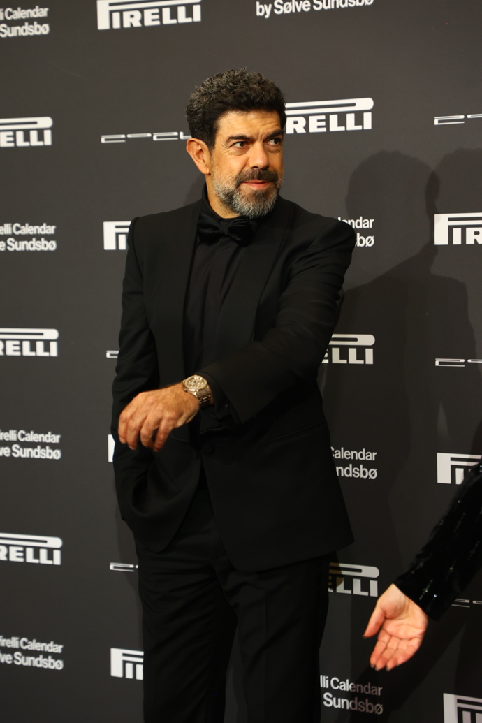 FOTO: Odhalení kalendáře Pirelli si nenechala ujít celá řada známých osobností. – stránka 8