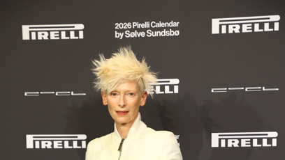 FOTO: Tilda Swinton na odhalení kalendáře Pirelli.