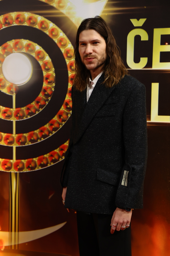 FOTO: Zpěvák Marcell. – stránka 1