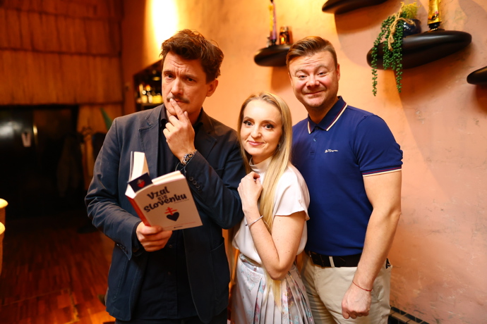 FOTO: Filip Kaňkovský je známý padouch z filmů a seriálů. – stránka 7