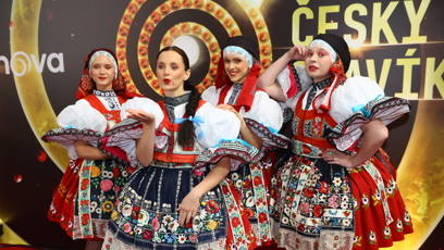 FOTO: Letos na Slavících nechybí ani dámy v krojích.