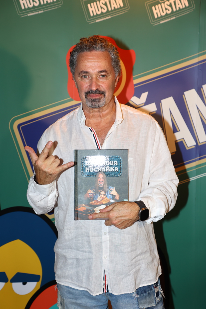 FOTO: Martin Dejdar do vztahu svého syna nemluví. – stránka 37