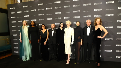 FOTO: Představení nového kalendáře Pirelli bylo plné slavných krásek.