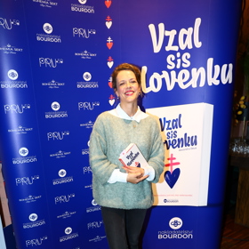 Andrea Růžičková na křtu knihy Vzal sis Slovenku.