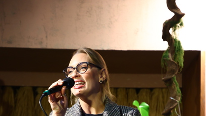 FOTO: Sára Milfajtová v seriálu Oktopus odhalila všechno.