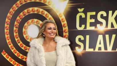 FOTO: Lucie Borhyová se chumlala do kožíšku.