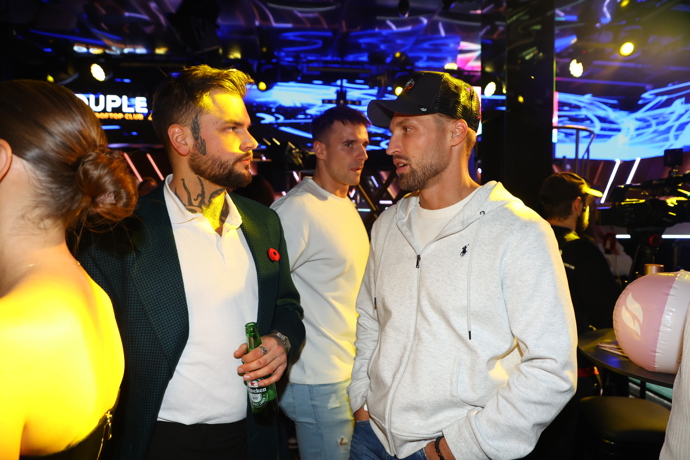 FOTO: Dany a Shellby z Love Islandu. – stránka 79