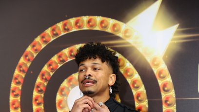 FOTO: Ben Cristovao zápasil s límečkem.