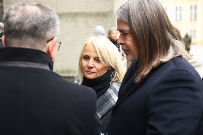 FOTO: Česko se loučí s kardinálem Dominikem Dukou. – stránka 41