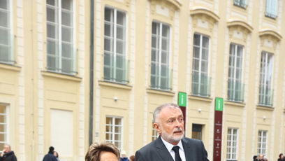 FOTO: Herečka Jiřina Bohdalová dorazila na poslední rozloučení s Dominikem Dukou.