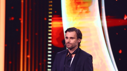 FOTO: Moderátor Leoš Mareš uvedl Aleše Hámu a Ondru Sokola.