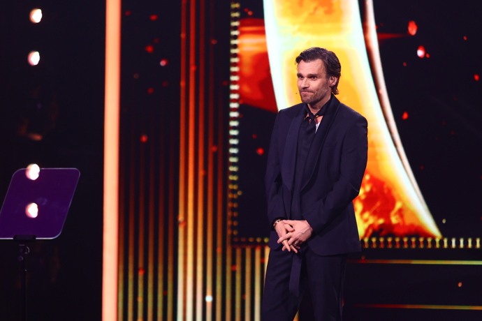 FOTO: Moderátor Leoš Mareš měl velmi dojemnou řeč. – stránka 119