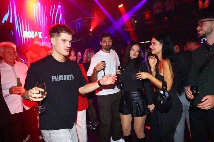 FOTO: Srdíčka z Love Islandu to pořádně rozjela. – stránka 33