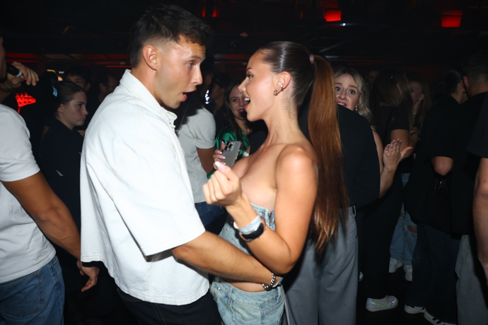 FOTO: Gabriela Gašpárová a Petr Havránek na parketě. – stránka 18