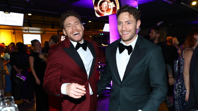 FOTO: Noví Bacheloři Martin a Miroslav Dubovičtí.