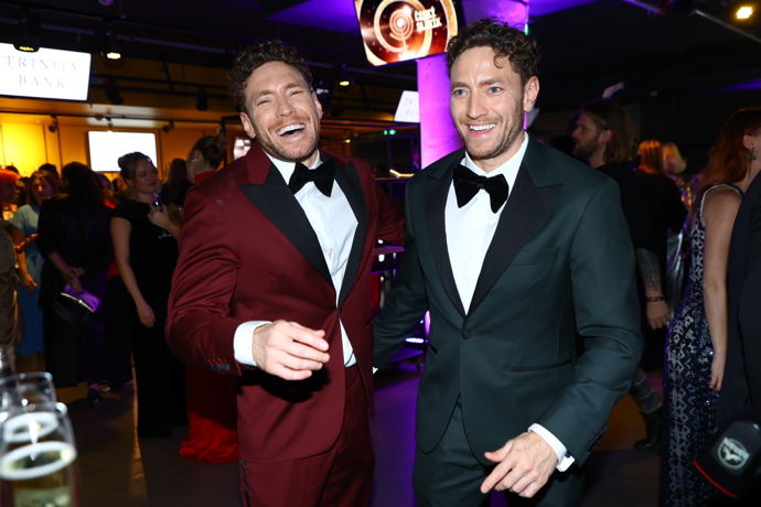 FOTO: Noví Bacheloři Martin a Miroslav Dubovičtí. – stránka 15