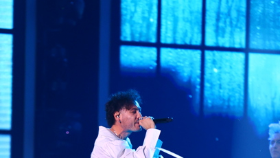 FOTO: Renne Dang si odnesl cenu.