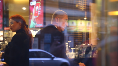 FOTO: Andrej Babiš a marketingová expertka hnutí ANO Aneta Zicklerová na Národní třídě.