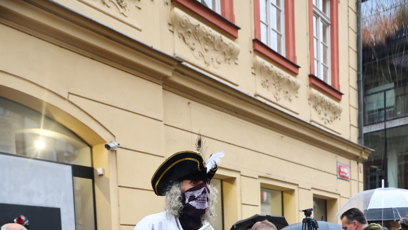 FOTO: Andrej Babiš a marketingová expertka hnutí ANO Aneta Zicklerová na Národní třídě.