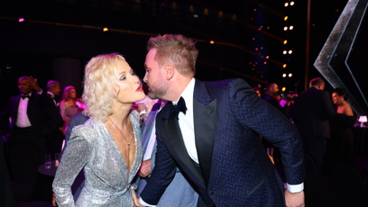 FOTO: Libor Bouček se šel pozdravit s Karin Babinskou.