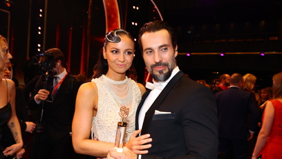 FOTO: Po boku měl svou krásnou ženu.