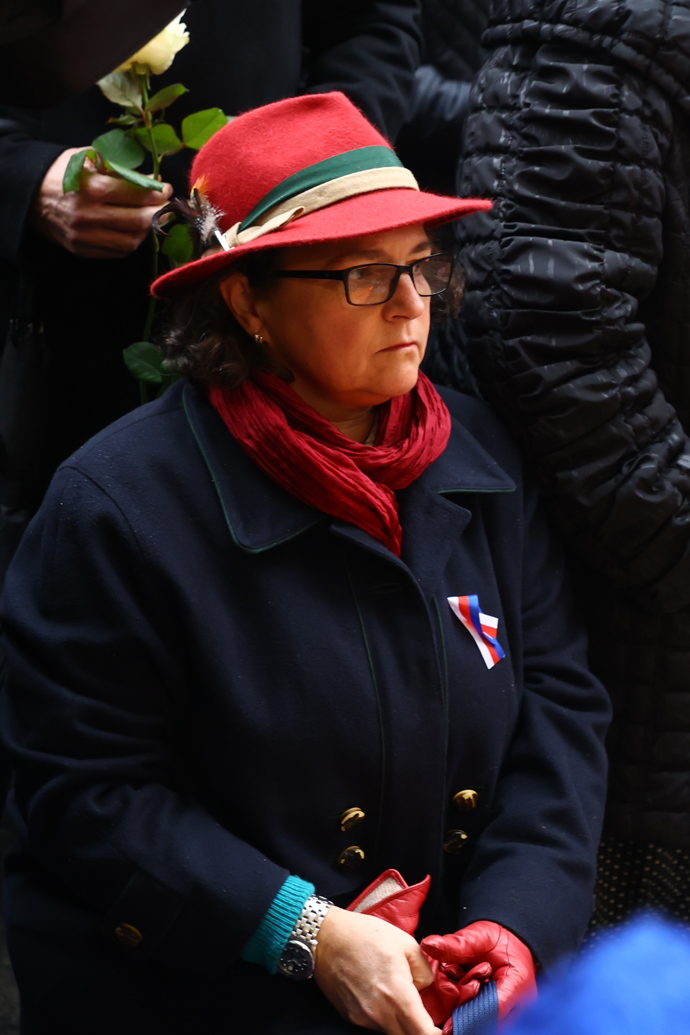 FOTO: Politici na Národní třídě při příležitosti Dne boje za svobodu a demokracii. – stránka 34