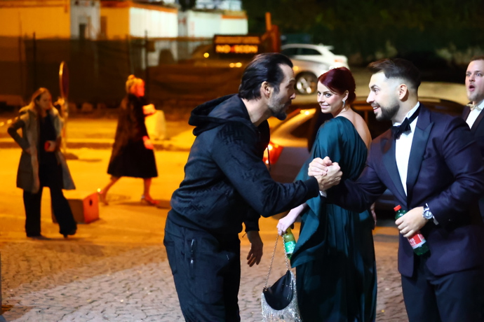 FOTO: Vašek se s každým zdraví. – stránka 143