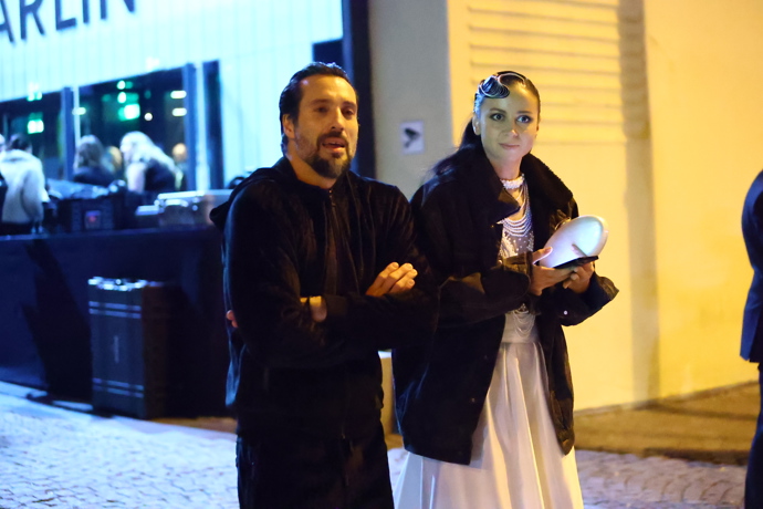 FOTO: Noid s manželkou Eliškou Bártovou. – stránka 10