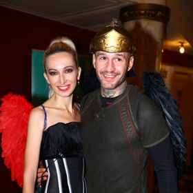 Sámer Issa je zamilovaný až po uši. 