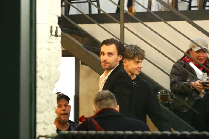 FOTO: Leoš Mareš se synem Matějem. – stránka 157