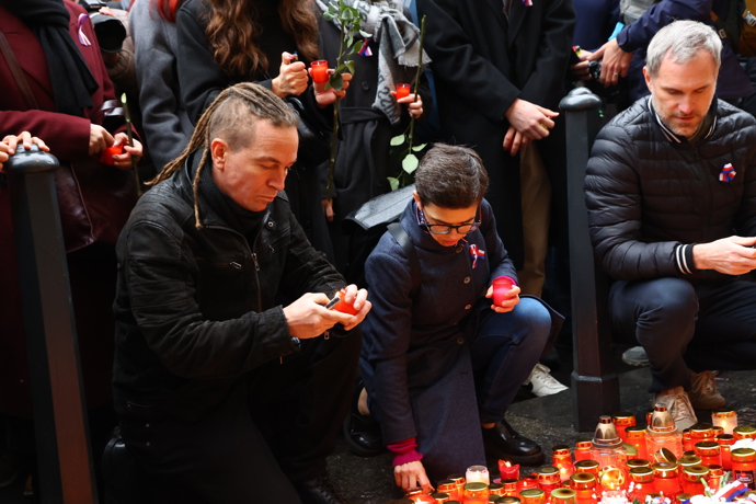 FOTO: Olga Richterová, Ivan Bartoš a Zdeněk Hřib na Národní třídě. – stránka 2