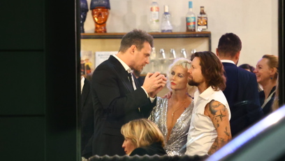 FOTO: Vojta Dyk na afterparty.