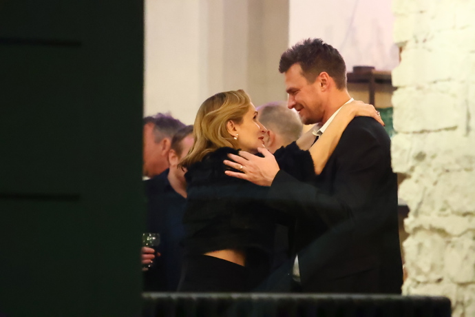 FOTO: Vojta Dyk a Monika Absolonová na afterparty. – stránka 16