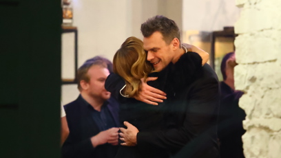 FOTO: Vojta s Monikou se objímali.