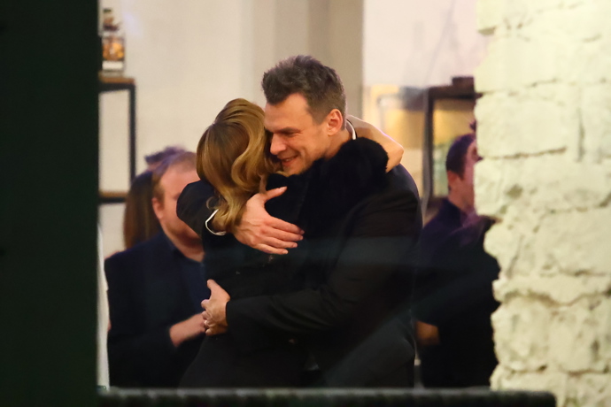 FOTO: Vřelé objetí. – stránka 11