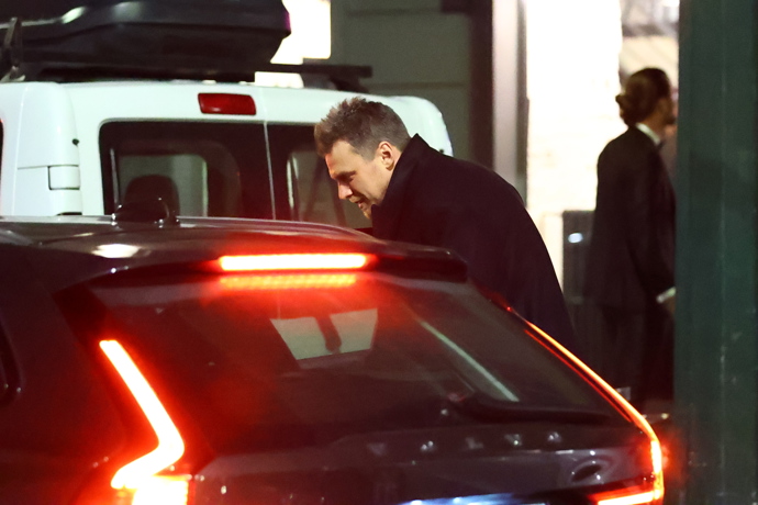 FOTO: Vojta Dyk odjíždí. – stránka 1