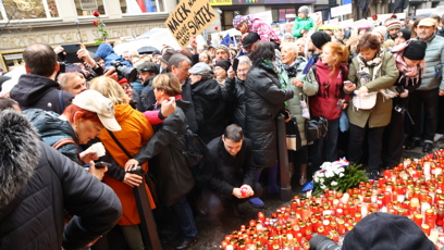 FOTO: Veřejnost na Národní třídě během oslav 17. listopadu.