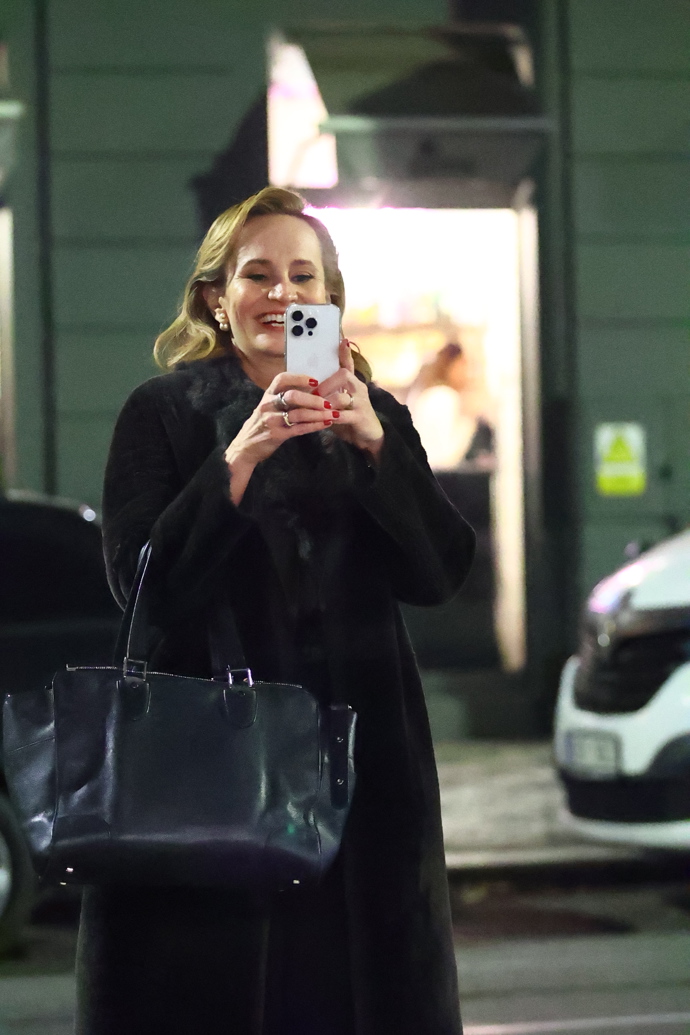 FOTO: Monika Absolonová si fotila fotografy. – stránka 57