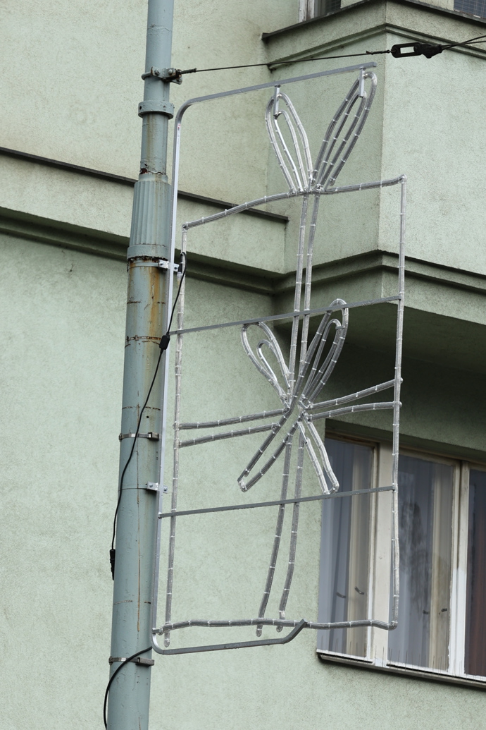 FOTO: Vánoční světla na Praze 3 navrhly děti  z tamních mateřských škol. – stránka 8