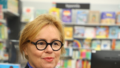 FOTO: Jitka Sedláčková s kalendářem.