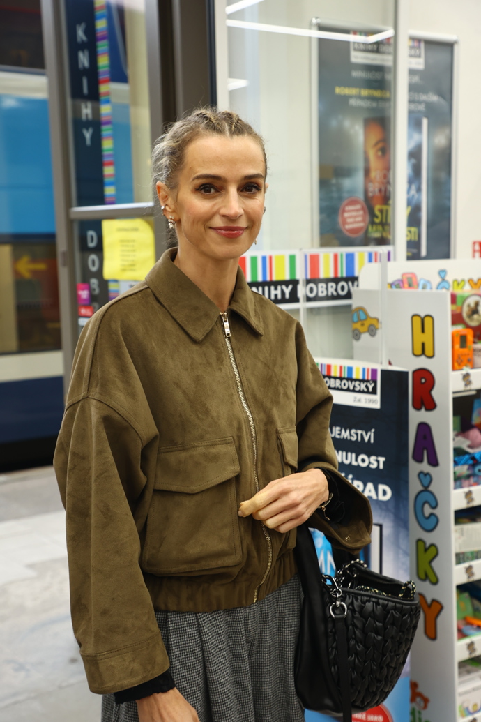 FOTO: Ivana Jirešová je ve skvělé kondici. – stránka 85