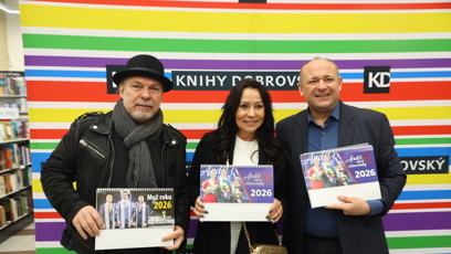 FOTO: Český zpěvák Petr Kolář, zpěvačka Heidi Janků a ředitel muže roku David Novotný.